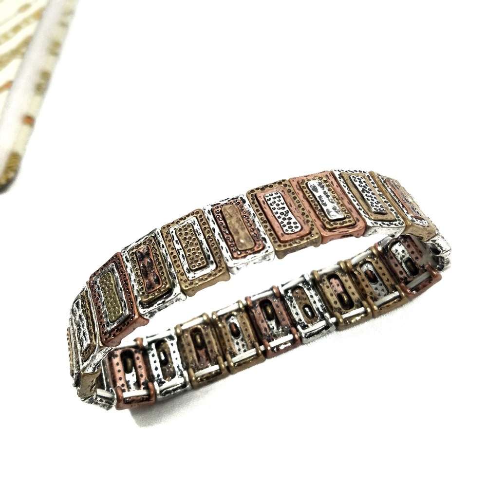 DaVinci Circle Impression Stretch Bracelet